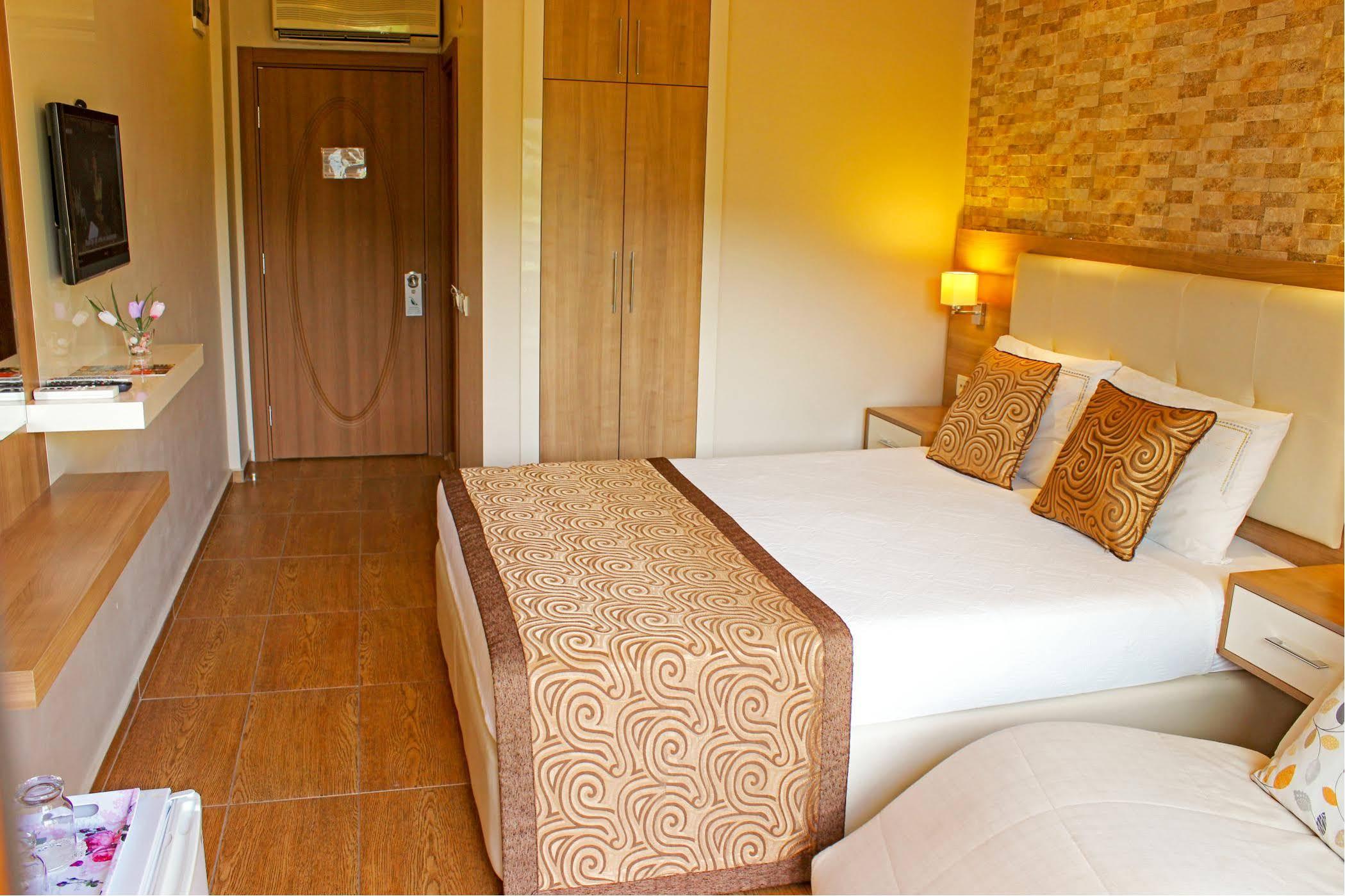 Papirus Hotel Adrasan Exterior foto
